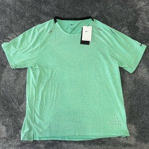 Nike Men's Dri-FIT Run Division Short-Sleeve Running T-Shirt - Sz. Large - NWT